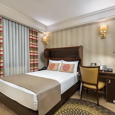 Ξενοδοχείο Titanic Comfort Sisli 3*