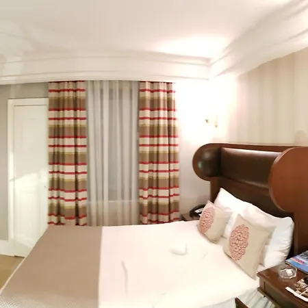 Titanic Comfort Sisli Hotel