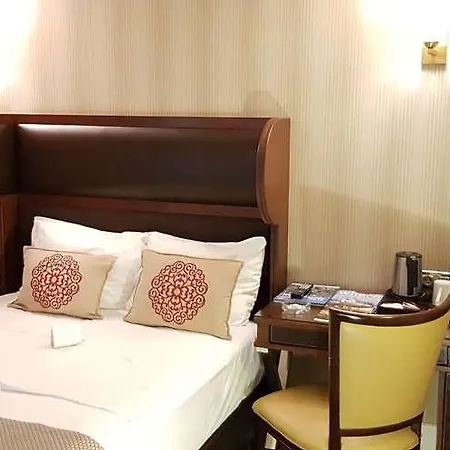 Titanic Comfort Sisli Hotel Istanboel