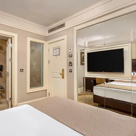 Titanic Comfort Sisli Hotel Istanboel