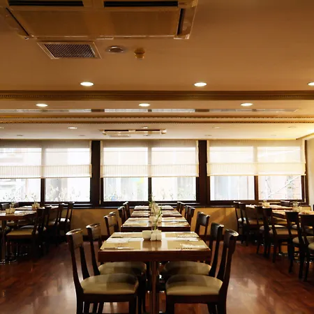 Hotel Titanic Comfort Sisli