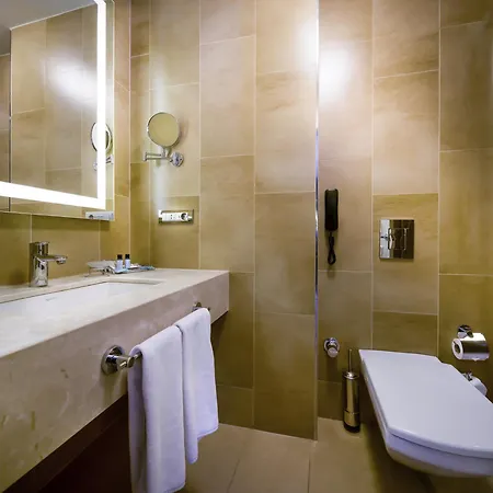 Hotel Titanic Comfort Sisli 3*