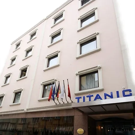 Titanic Comfort Sisli 3*