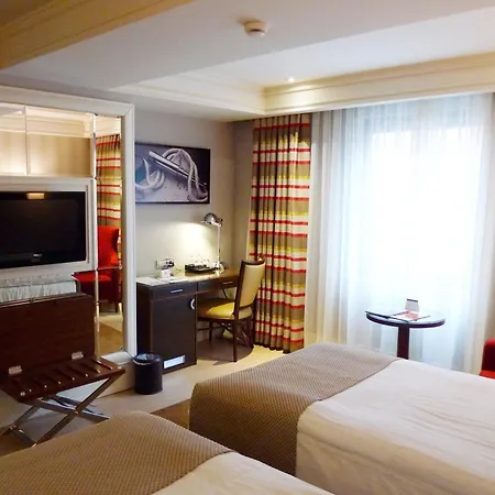 Titanic Comfort Sisli Hotel
