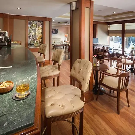 Hotel Titanic Comfort Sisli 3*