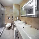 Hotel Titanic Comfort Sisli