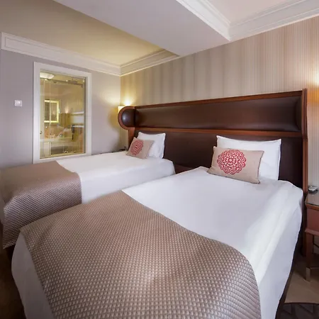 타이타닉 컴포트 시슬리 3* 이스탄불