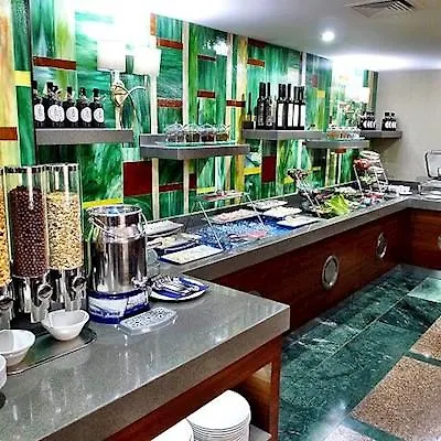 타이타닉 컴포트 시슬리 이스탄불